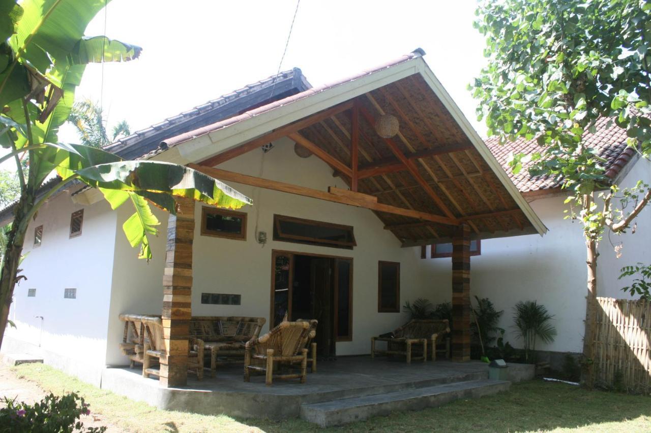 Mellow Hostel Kuta  Exterior foto